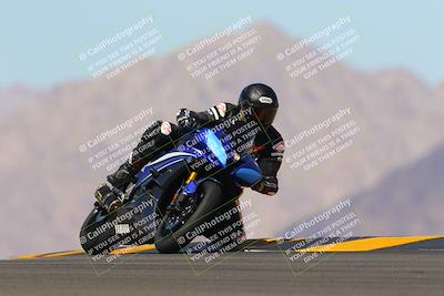 media/Oct-08-2022-SoCal Trackdays (Sat) [[1fc3beec89]]/Turn 9 (1pm)/